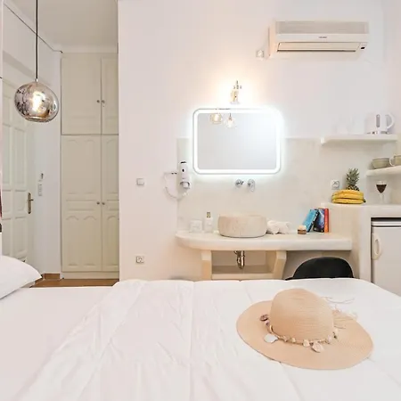 Katy's 招待所 Naxos City