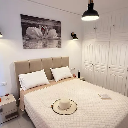 Katy's 4* Naxos City